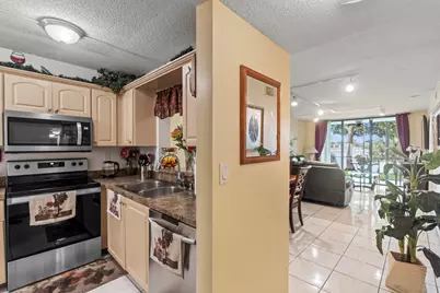3100 NW 46th Street #107, Oakland Park, FL 33309 - Photo 9