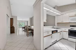 10939 Roebelini Palm Ct, Boynton Beach, FL 33437 - Photo 5