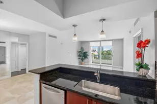 403 S Sapodilla Ave, West Palm Beach, FL 33401 - Photo 15