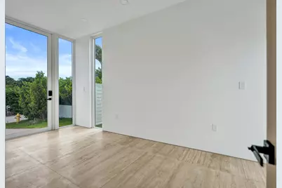 824 W Marbella Lane, Lantana, FL 33462 - Photo 47
