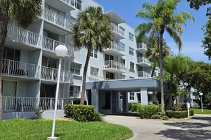 470 Executive Center Dr, West Palm Beach, FL 33401 - Photo 39