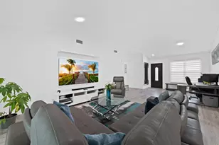 18833 Cloud Lake Cir, Boca Raton, FL 33496 - Photo 9