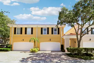 77 Laurel Oaks Cir, Tequesta, FL 33469 - Photo 3