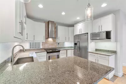 825 NE 17th Way, Fort Lauderdale, FL 33304 - Photo 7