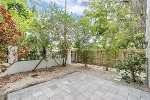 825 NE 17th Way, Fort Lauderdale, FL 33304 - Photo 25