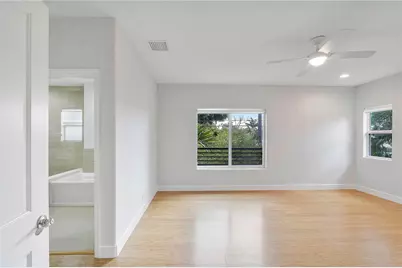 825 NE 17th Way, Fort Lauderdale, FL 33304 - Photo 9
