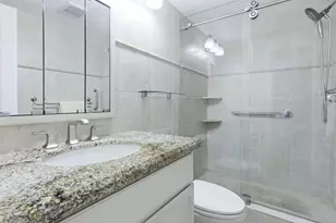 2880 NE 33rd Ct, Fort Lauderdale, FL 33306 - Photo 15