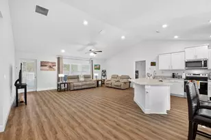 765 NE Eastlake St, Port Saint Lucie, FL 34983 - Photo 29