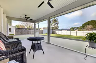 765 NE Eastlake St, Port Saint Lucie, FL 34983 - Photo 23