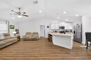 765 NE Eastlake St, Port Saint Lucie, FL 34983 - Photo 37