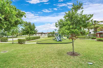 4008 Sequoia Place, Riviera Beach, FL 33410 - Photo 37