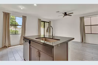 4008 Sequoia Place, Riviera Beach, FL 33410 - Photo 13