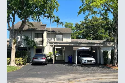552 E Deer Creek Wildwood Ln Lane E, Deerfield Beach, FL 33442 - Photo 1