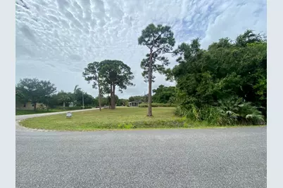 186 Melton Drive, Fort Pierce, FL 34982 - Photo 3