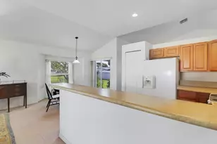547 SW Butler Ave, Port Saint Lucie, FL 34983 - Photo 23