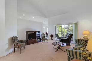547 SW Butler Ave, Port Saint Lucie, FL 34983 - Photo 9