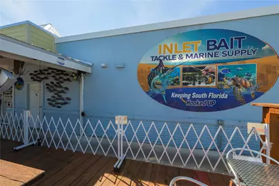 927 N US Highway 1, Fort Pierce, FL  - Photo 1