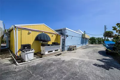 927 N US Highway 1, Fort Pierce, FL  - Photo 23
