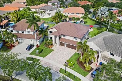 978 Greenwood Road, Weston, FL 33327 - Photo 3