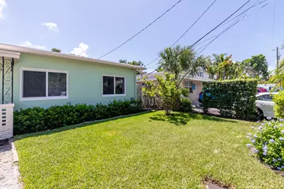 836 NE 17th Terrace, Fort Lauderdale, FL 33304 - Photo 1