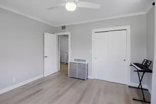 836 NE 17th Terrace, Fort Lauderdale, FL 33304 - Photo 23