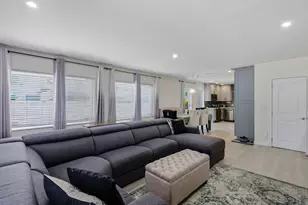 836 NE 17th Terrace, Fort Lauderdale, FL 33304 - Photo 13