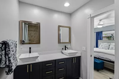 836 NE 17th Terrace, Fort Lauderdale, FL 33304 - Photo 17
