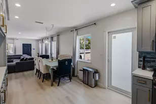 836 NE 17th Terrace, Fort Lauderdale, FL 33304 - Photo 9