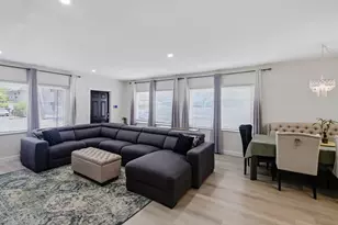 836 NE 17th Terrace, Fort Lauderdale, FL 33304 - Photo 11