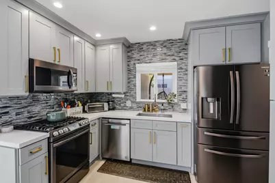 836 NE 17th Terrace, Fort Lauderdale, FL 33304 - Photo 1