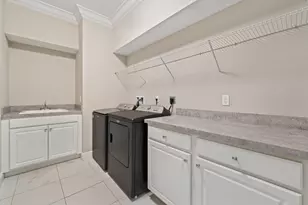 1600 NW Vivanco St, Port Saint Lucie, FL 34986 - Photo 29