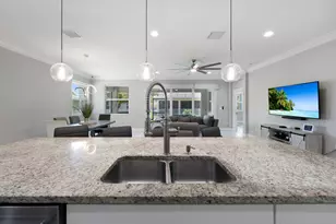 1600 NW Vivanco St, Port Saint Lucie, FL 34986 - Photo 11