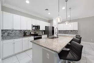 1600 NW Vivanco St, Port Saint Lucie, FL 34986 - Photo 11