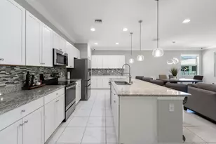 1600 NW Vivanco St, Port Saint Lucie, FL 34986 - Photo 9