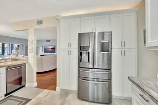 10663 Ocean Palm Way, Boynton Beach, FL 33437 - Photo 15