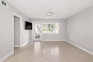 1940 NE 2nd Ave, Wilton Manors, FL 33305 - Photo 3