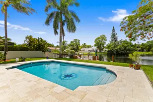 8540 N Lake Dasha Dr, Plantation, FL 33324 - Photo 15