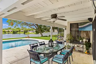 8540 N Lake Dasha Dr, Plantation, FL 33324 - Photo 7