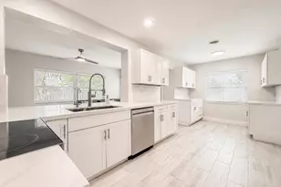 1200 NW 76th Ave, Hollywood, FL 33024 - Photo 7