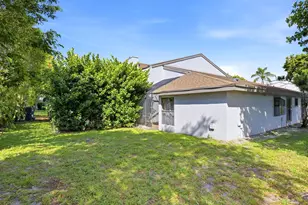 6670 Canary Palm Cir, Boca Raton, FL 33433 - Photo 23