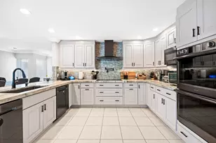 10751 NW 43rd Ct, Coral Springs, FL 33065 - Photo 17