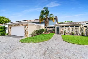 10751 NW 43rd Ct, Coral Springs, FL 33065 - Photo 13