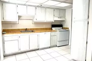 1876 Fairview Villas Dr, West Palm Beach, FL 33406 - Photo 7