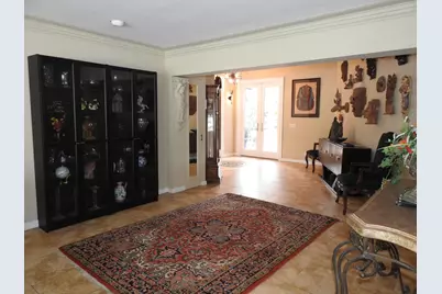 2108 NE 22nd Street, Wilton Manors, FL 33305 - Photo 13