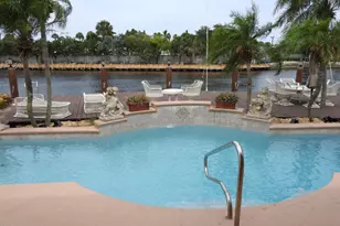 2108 NE 22nd St, Wilton Manors, FL 33305 - Photo 3