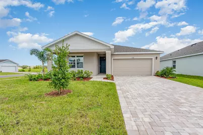 9085 Venetian Square, Vero Beach, FL 32966 - Photo 1