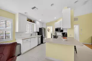 8522 SE Retreat Dr, Hobe Sound, FL 33455 - Photo 17
