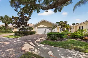 8522 SE Retreat Dr, Hobe Sound, FL 33455 - Photo 5