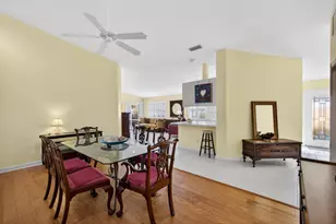 8522 SE Retreat Dr, Hobe Sound, FL 33455 - Photo 11