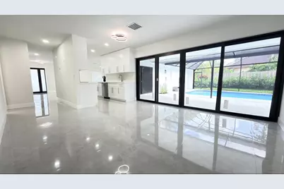 712 E Boulevard Chatelaine, Delray Beach, FL 33445 - Photo 9